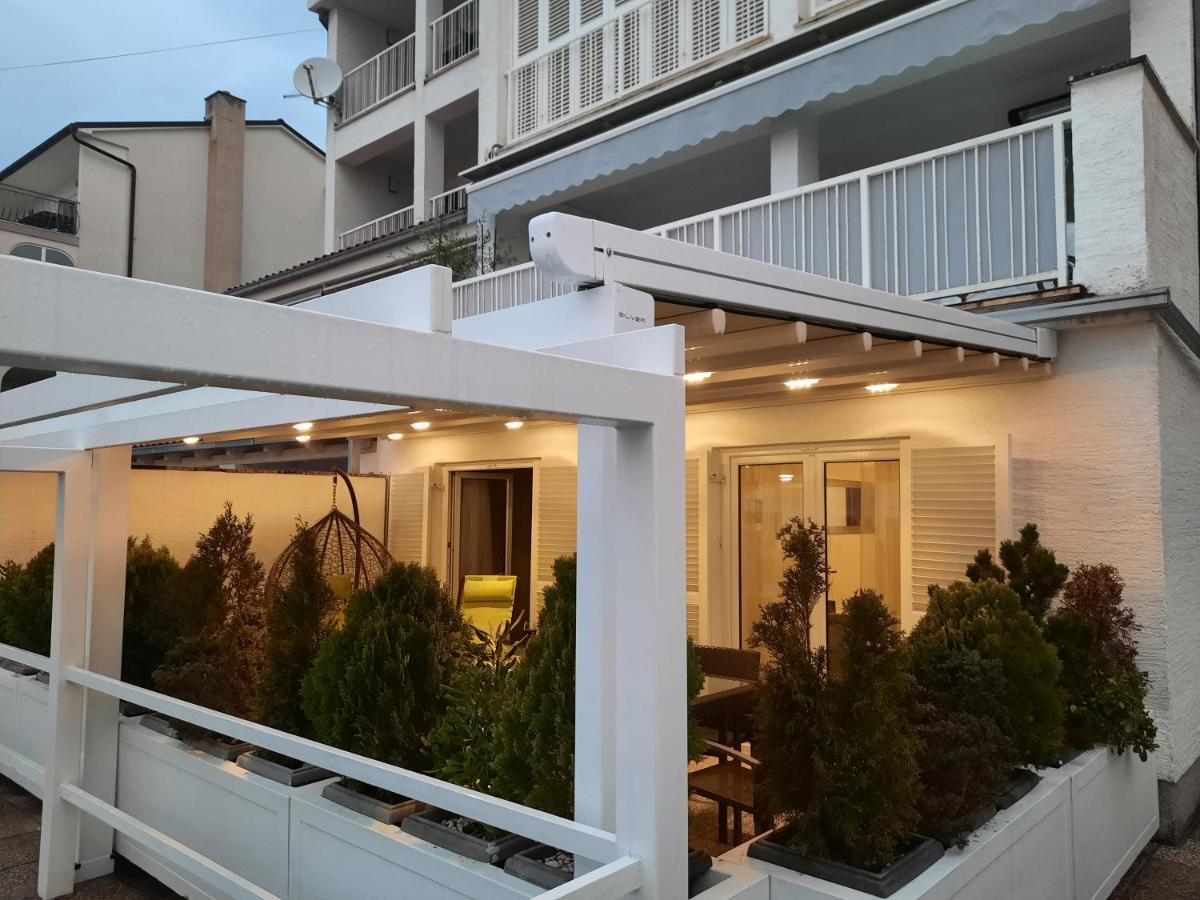 Casa Bianca Apartman Dramalj Zewnętrze zdjęcie